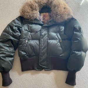 Gorsuch jacket small